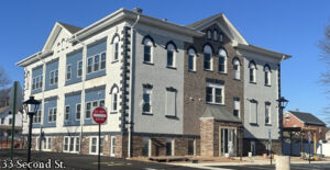 Image of 33 Second Street apartment building